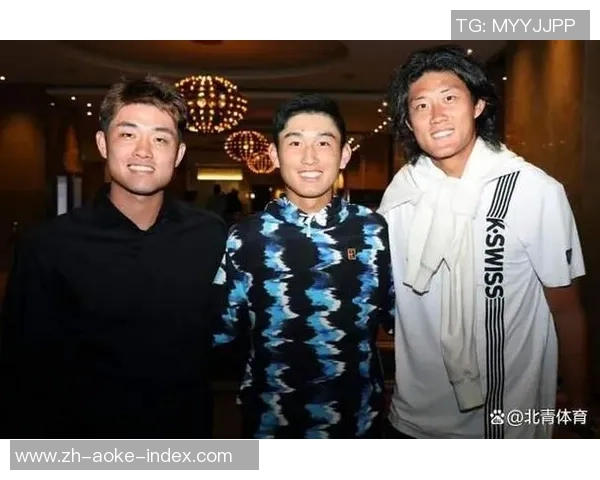 重庆网球队逆袭之路揭秘:从低谷到巅峰的奋斗故事 重庆网球队逆袭之路揭秘:从低谷到巅峰的奋斗故事